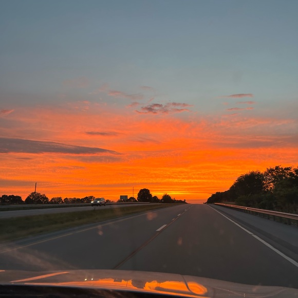 Meet your Posher, Megan - Picture 1 of 1